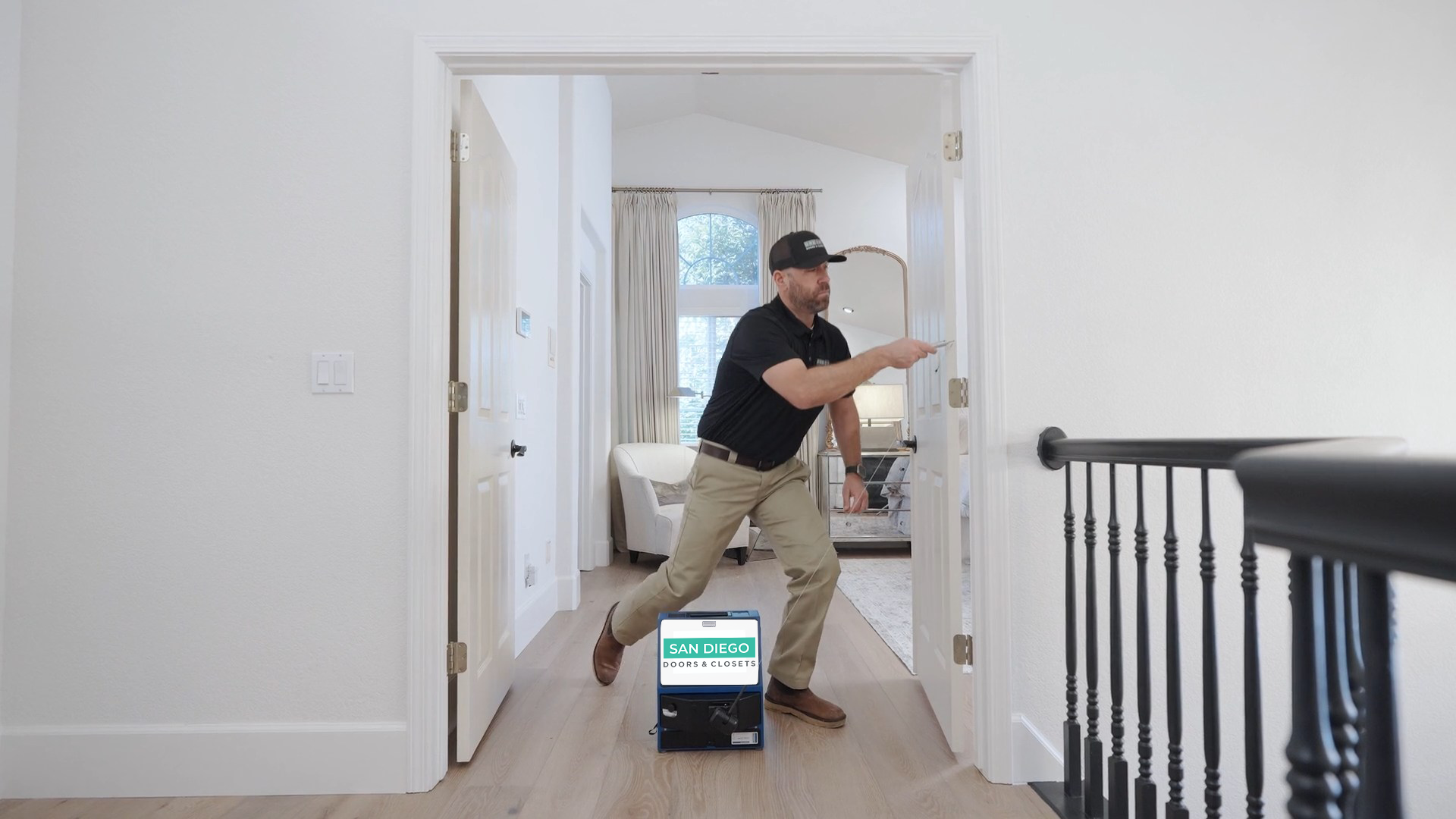SDAC installer using 3D measuring technology in a customer's home